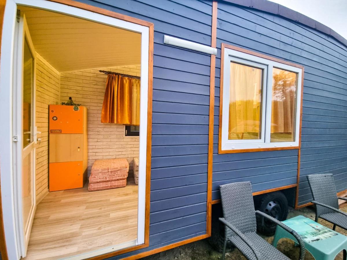 Tiny Houses In The Garden Campulung Moldovenesc Bagian luar foto
